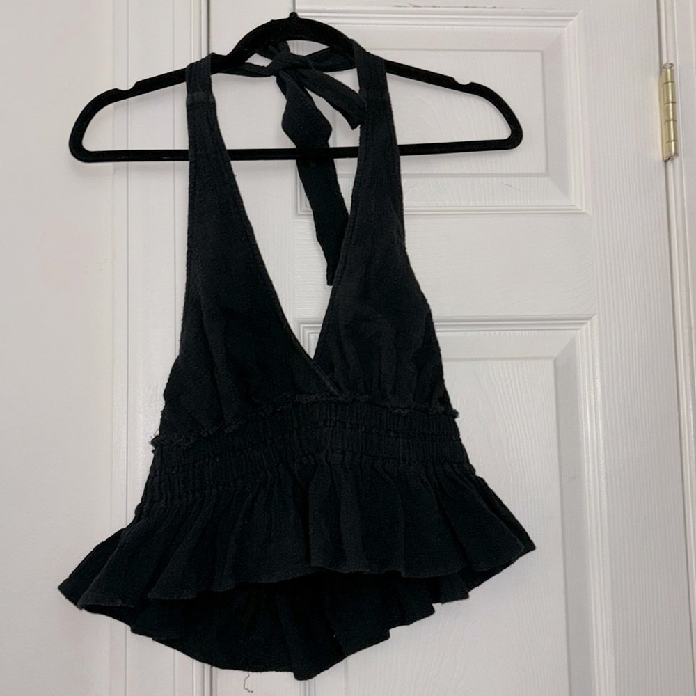 Black cropped/ mini halter top